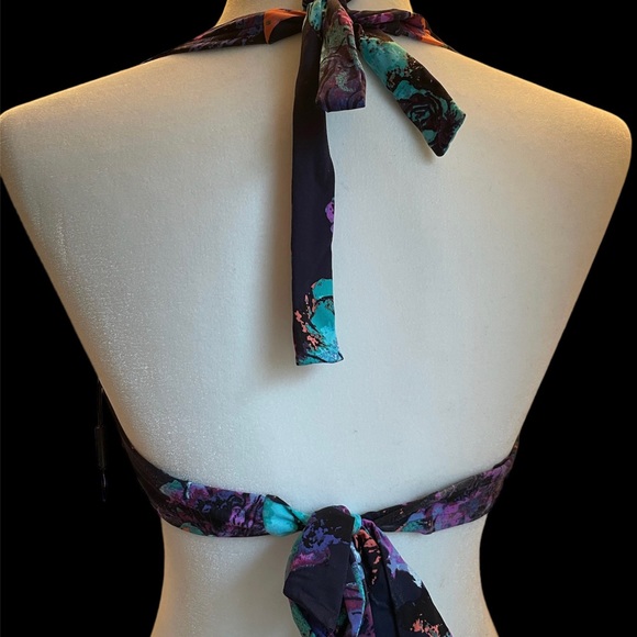 $78 Calvin Klein Underwire Bikini Top Size (M) NWT - Picture 5 of 5